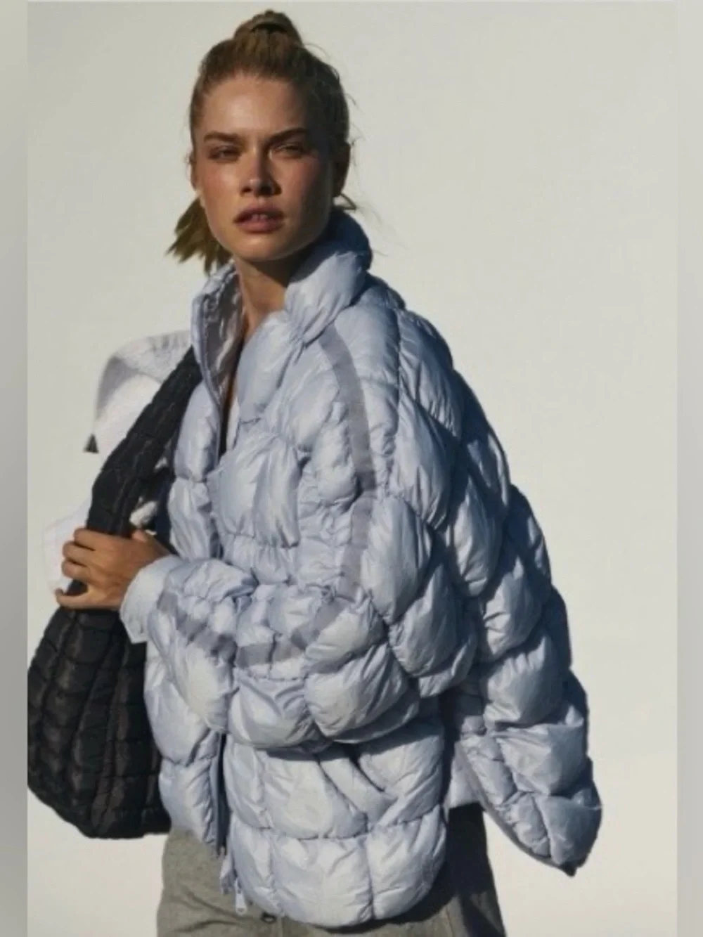 ▪️NWT Free People Pippa Scrunchy Glossy Packable Puffer Jacket - Picture 3 of 10